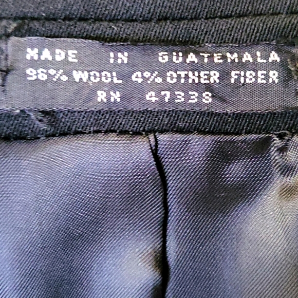 Men's Jacket and Pants Suit - Picture 3 of 9